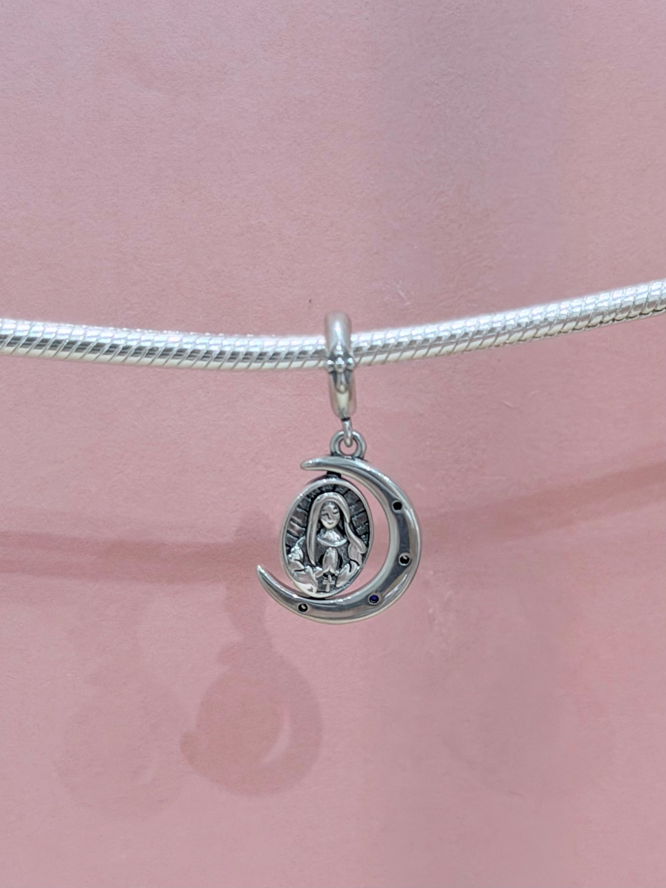 LUNA CON VIRGENCITA